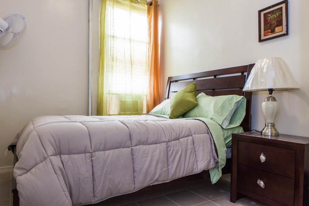 Studio And 1 Bedroom Apartments - Bronx نيو يورك المظهر الخارجي الصورة