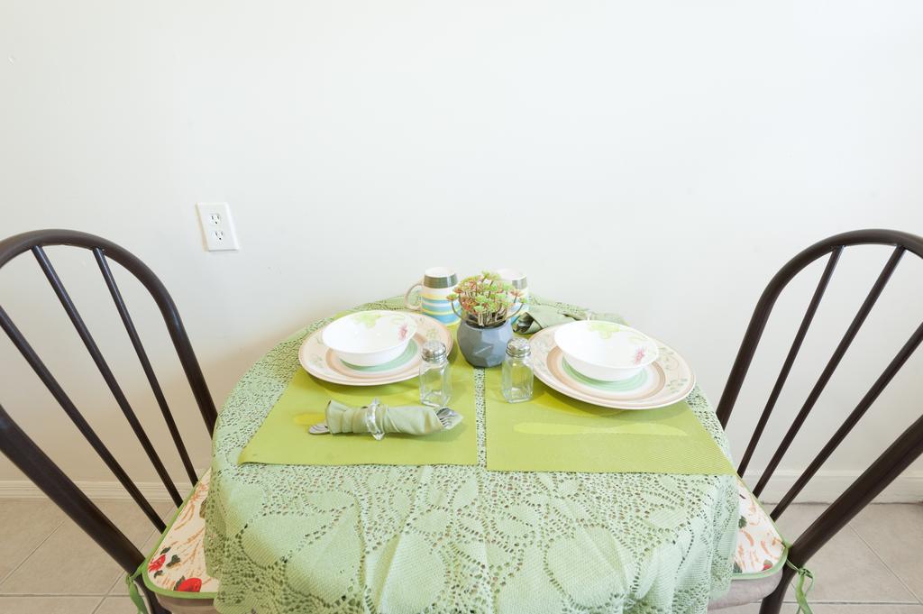 Studio And 1 Bedroom Apartments - Bronx نيو يورك المظهر الخارجي الصورة