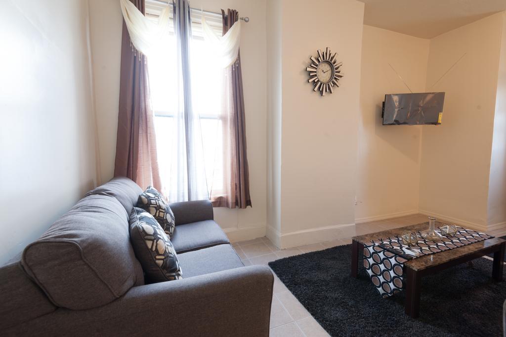 Studio And 1 Bedroom Apartments - Bronx نيو يورك المظهر الخارجي الصورة