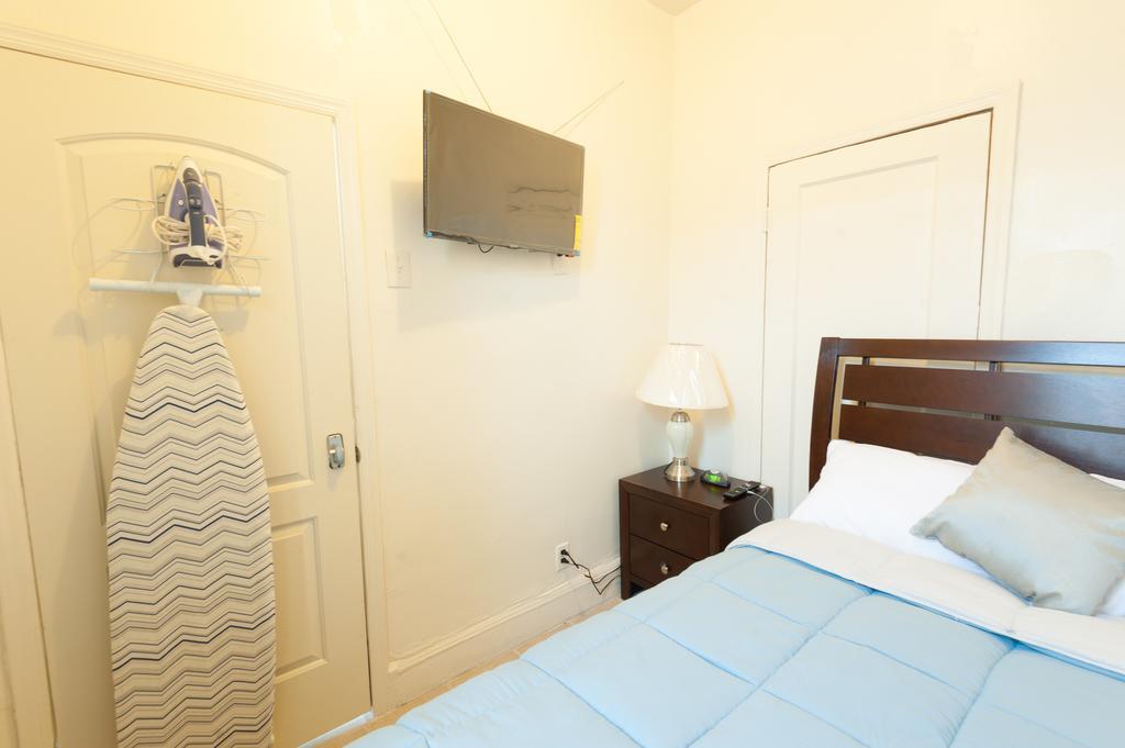 Studio And 1 Bedroom Apartments - Bronx نيو يورك المظهر الخارجي الصورة